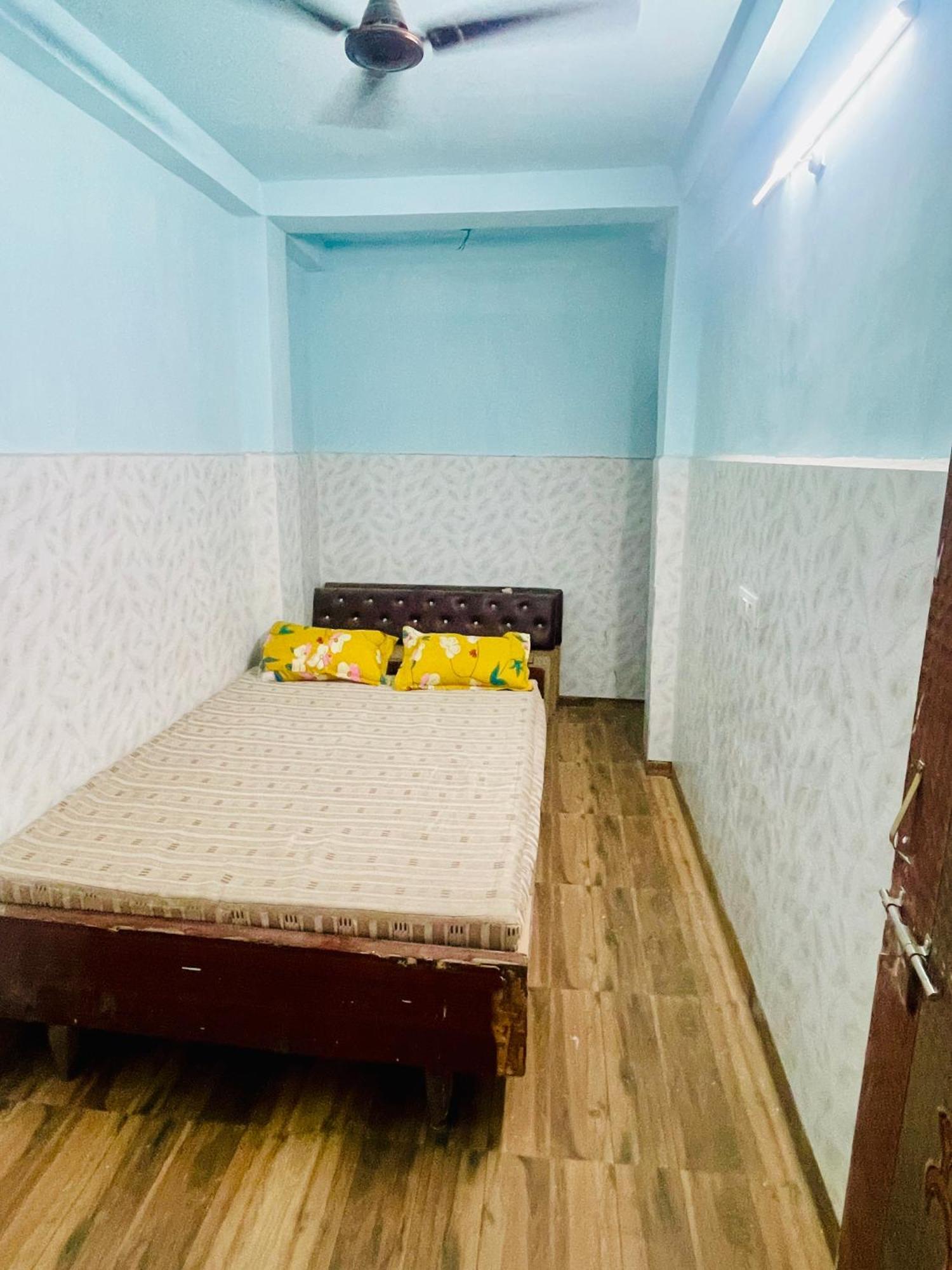 פאטנה Om Guest House מראה חיצוני תמונה